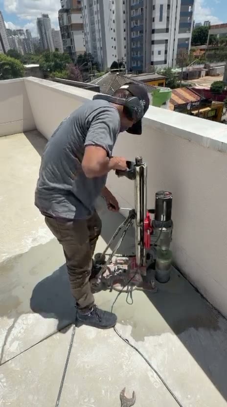 Serviço de perfuração técnica em concreto — obra 17